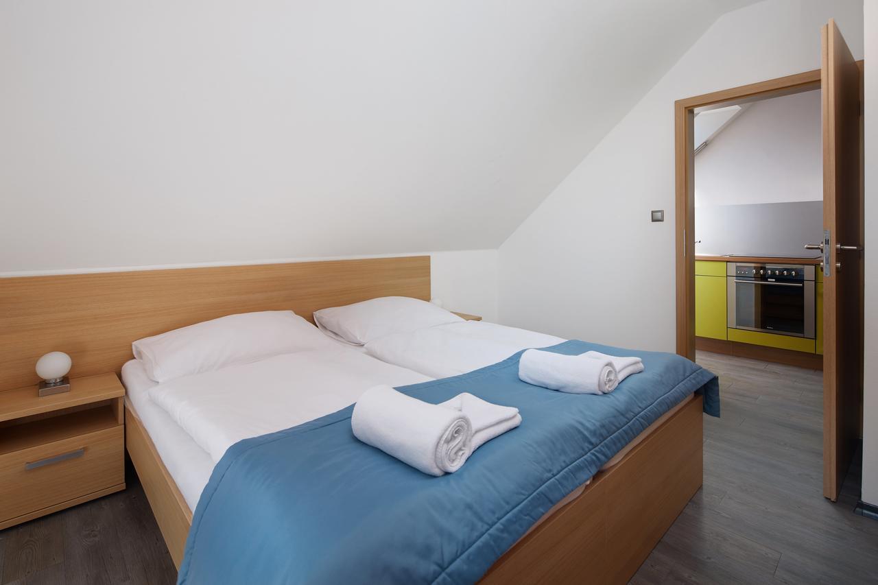 Jbx Resort Hotel Albatros Predni Vyton Exterior photo